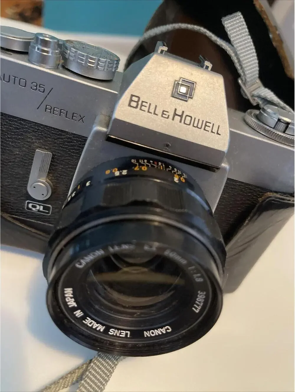 Bell and Howell Auto 35/Reflex with Canon EX 50mm f1.8 Lens (17)